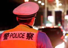 山东警方破获一桩地窖藏尸大案，年轻女子遇害，地窖底下白骨化