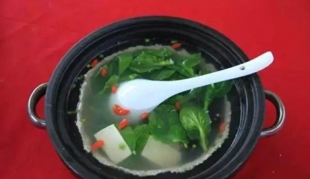 健身饮食：鸡胸肉和鱿鱼，哪种更适合健身者？