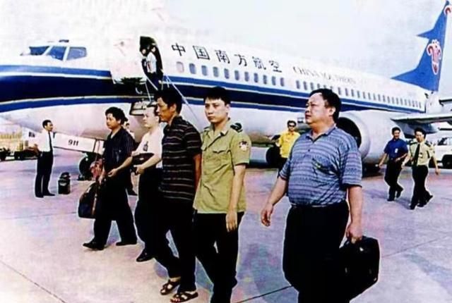 1998年香港5名女子离奇身亡，现场诡异，风水大师落网后揭开真相